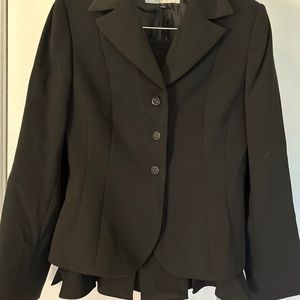 Tahari black suit size 4